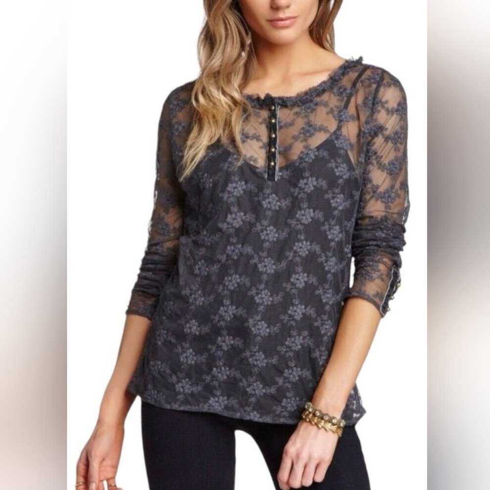 NWOT Floral Lace Long Sleeve Top - Grey Size Small